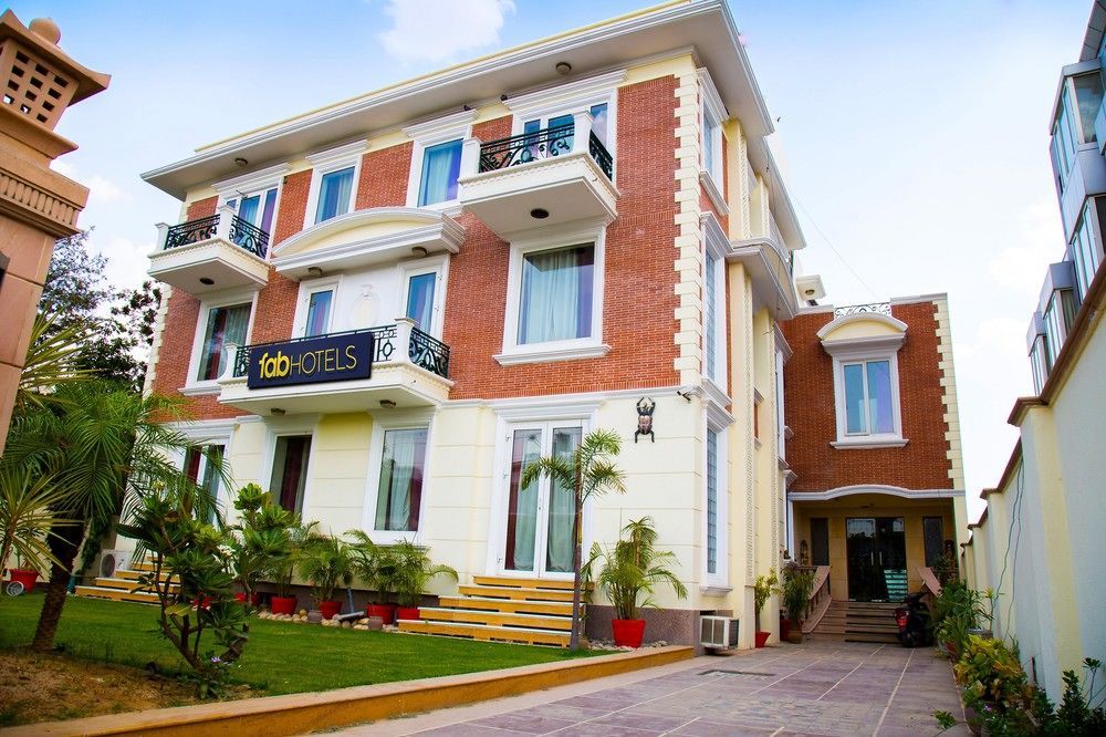 Hotel Super Collection O Sakshi Gurgáon Exteriér fotografie